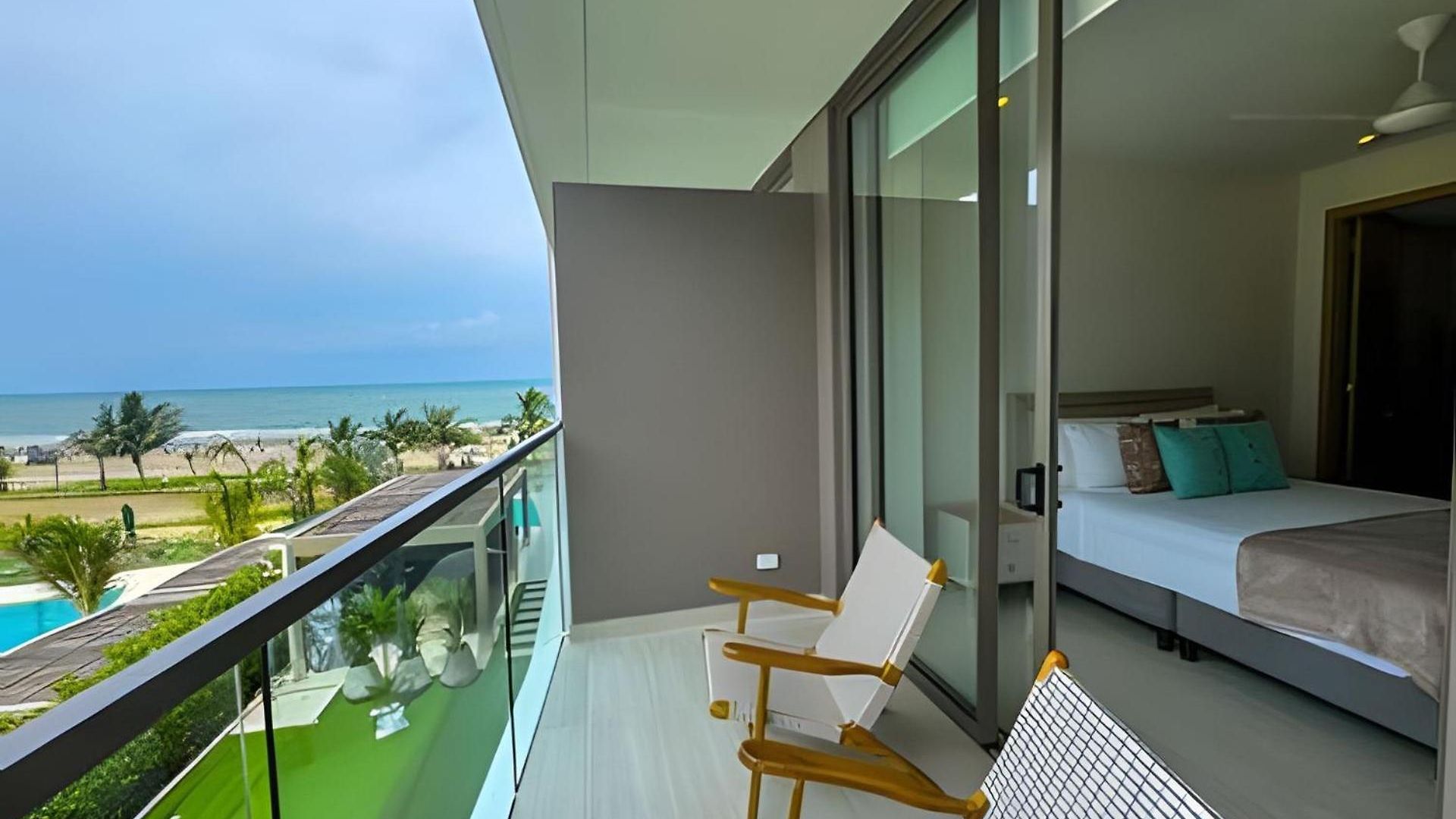Comodo Apto Acceso Directo A Playa Apartamento